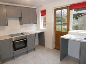 Fitted Kitchen- click for photo gallery